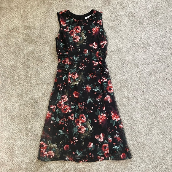 Charles Henry Dresses & Skirts - LAST CHANCE Charles Henry Ruched Side Chiffon Sleeveless Floral Midi Dress